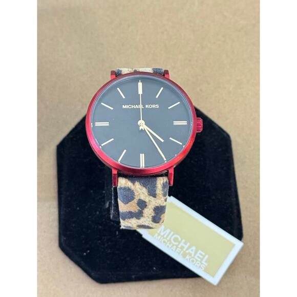 Michael Kors MK2931 Ret Women's Addyson Cheetah Print Band Watch - Picture 2 of 5